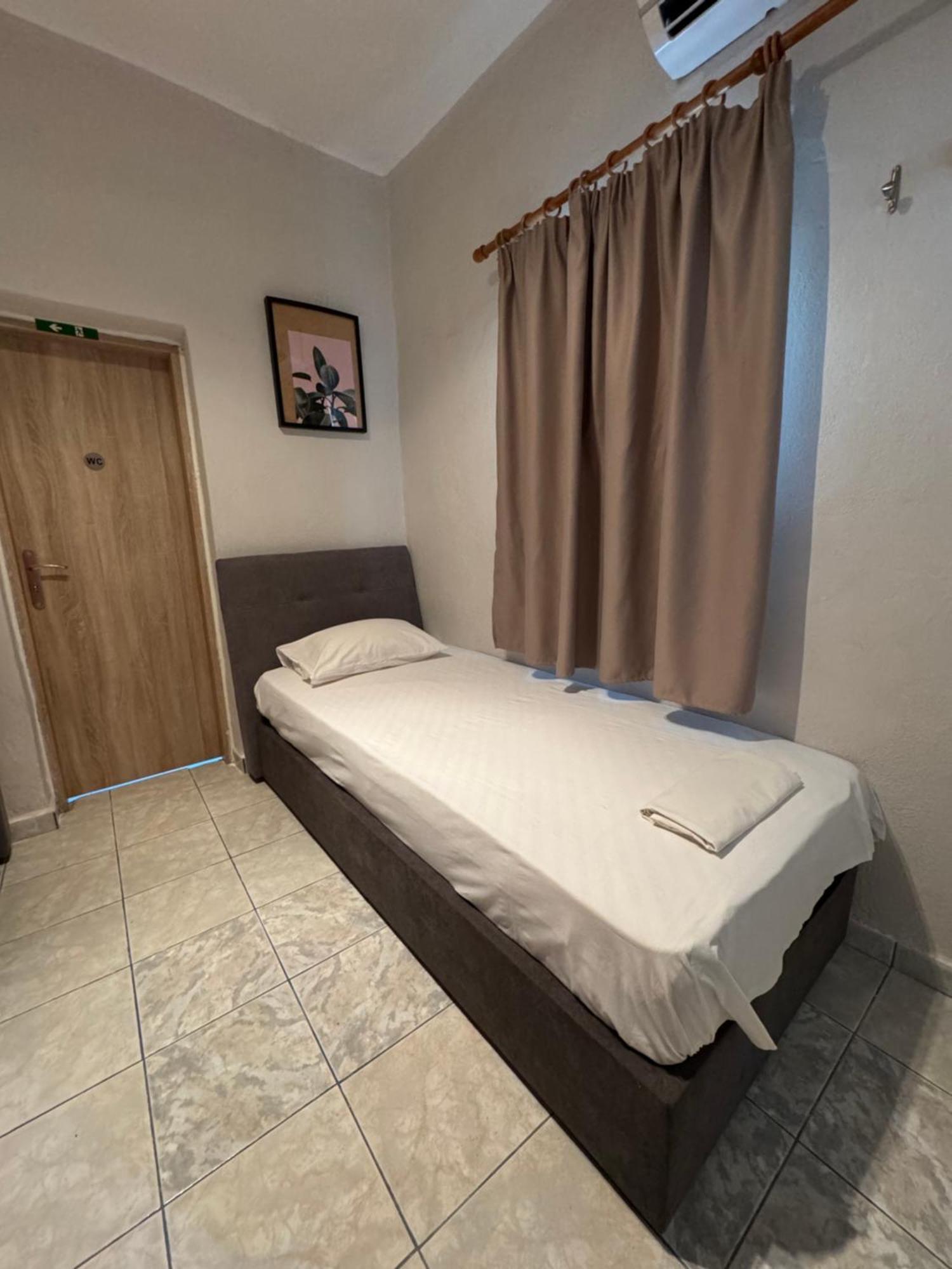 Dimitri'S Apartment Βατερά Εξωτερικό φωτογραφία